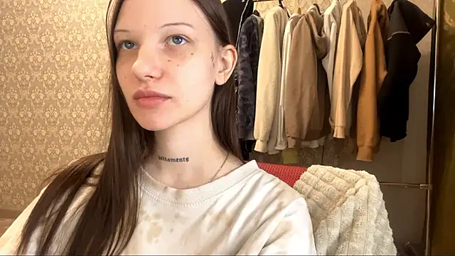 LumPetal online show from 02-15-26, 07:51