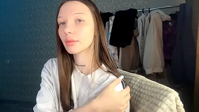 LumPetal online show from 02-22-26, 03:07