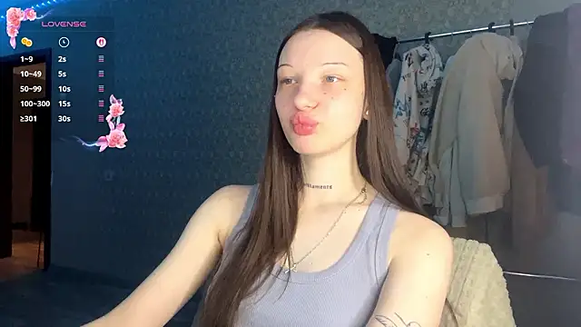 LumPetal online show from 03-03-26, 03:45