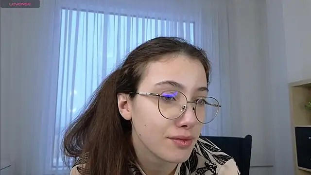 Snapshot of PamTrower chatting on 02-27-26, 03:28 PamTrower online show from 02-27-26, 03:28