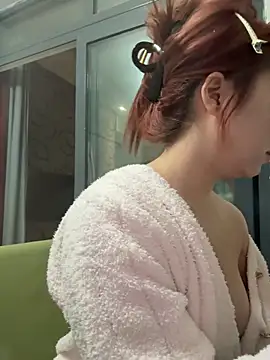 Snapshot of Rabbit-15 chatting on 02-12-26, 02:12 Rabbit-15 online show from 02-12-26, 02:12