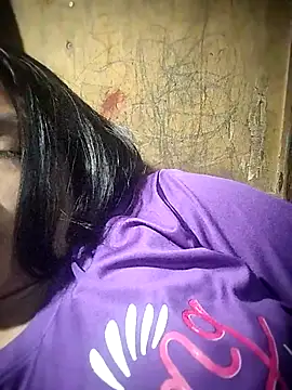 SweetKirsten69 online show from 02-04-26, 03:51