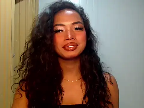 Snapshot of girlyteengrl chatting on 02-08-26, 02:20 girlyteengrl online show from 02-08-26, 02:20