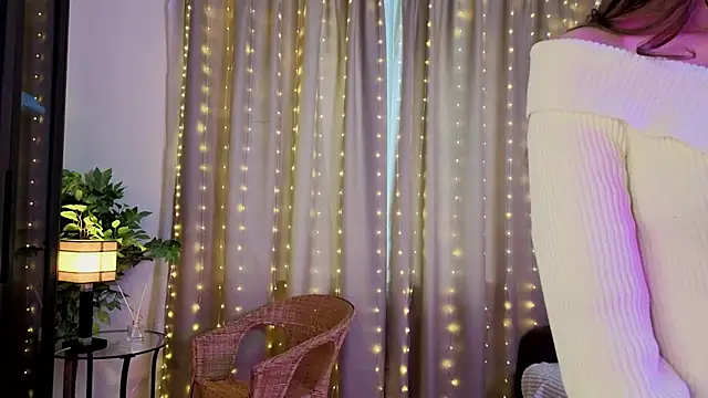 Snapshot of TobiMillinor chatting on 02-08-26, 09:02 TobiMillinor online show from 02-08-26, 09:02