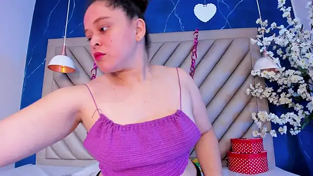 IrinaVoshh  online show from 04-17-26, 07:06