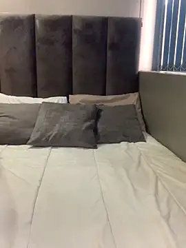 Snapshot of SexyLaylahx chatting on 02-14-26, 01:19 SexyLaylahx online show from 02-14-26, 01:19