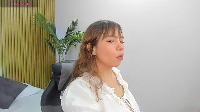 Snapshot of milaack_ chatting on 02-13-26, 07:32 milaack online show from 02-13-26, 07:32