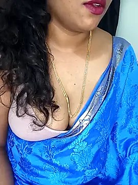 Snapshot of Chinnima143 chatting on 02-05-26, 04:39 Chinnima143 online show from 02-05-26, 04:39