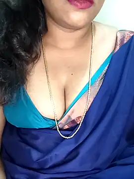 Snapshot of Chinnima143 chatting on 02-12-26, 04:46 Chinnima143 online show from 02-12-26, 04:46