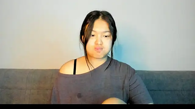 luna yum online show from 02-26-26, 09:36