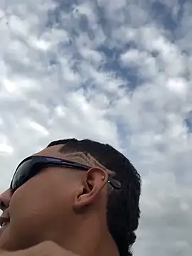 Snapshot of _Usher chatting on 02-26-26, 09:58 Usher online show from 02-26-26, 09:58