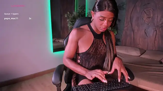 Shayna lee online show from 02-13-26, 09:44