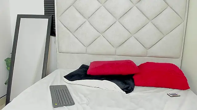 Layla Charlotte online show from 02-03-26, 02:53