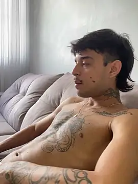 ruffvip online show from 02-05-26, 02:11