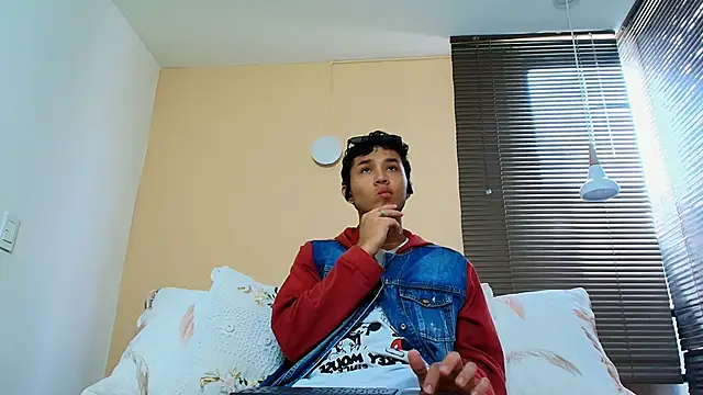 Damon Salvarote S online show from 03-11-26, 03:40