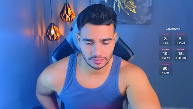 AndresRodriguez1 online show from 02-04-26, 09:31