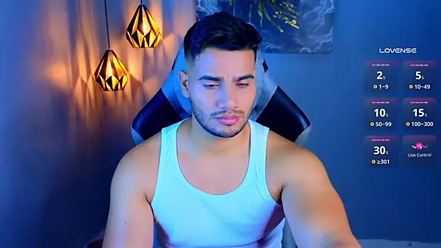 AndresRodriguez1 online show from 04-23-26, 12:23