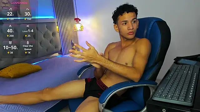 Snapshot of JDWhite18 chatting on 02-07-26, 03:54 JDWhite18 online show from 02-07-26, 03:54