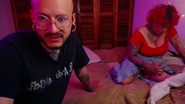 Snapshot of SoftSin1 chatting on 02-28-26, 08:32 SoftSin1 online show from 02-28-26, 08:32