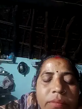 Snapshot of Manu_mehta chatting on 04-18-26, 03:38 Manu mehta online show from 04-18-26, 03:38