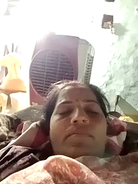 Snapshot of Manu_mehta chatting on 04-26-26, 08:50 Manu mehta online show from 04-26-26, 08:50