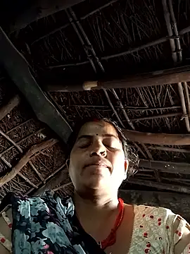Snapshot of Manu_mehta chatting on 05-01-26, 03:33 Manu mehta online show from 05-01-26, 03:33
