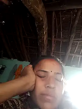 Snapshot of Manu_mehta chatting on 05-07-26, 04:18 Manu mehta online show from 05-07-26, 04:18