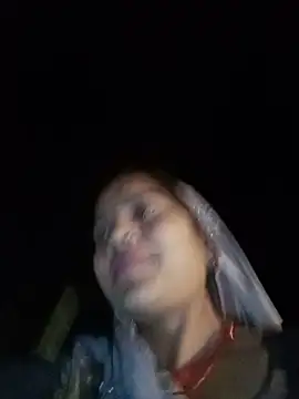 Snapshot of Manu_mehta chatting on 05-21-26, 04:03 Manu mehta online show from 05-21-26, 04:03