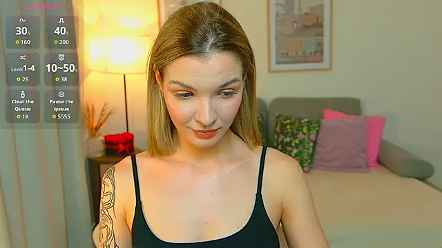 SinLuna  online show from 04-07-26, 02:06