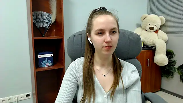 Nessi-Morris online show from 02-09-26, 08:18