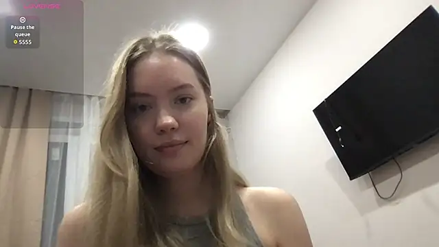 lola boo online show from 02-17-26, 03:40