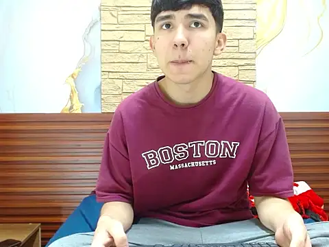 Snapshot of massimoferrera303av chatting on 02-25-26, 07:45 massimoferrera303av online show from 02-25-26, 07:45