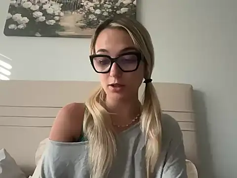 kelseyblu online show from 04-17-26, 10:57