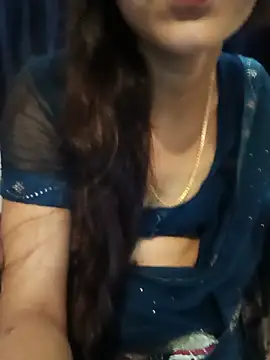 Snapshot of Saxy_bhabhi79 chatting on 05-27-26, 04:48 Saxy bhabhi79 online show from 05-27-26, 04:48