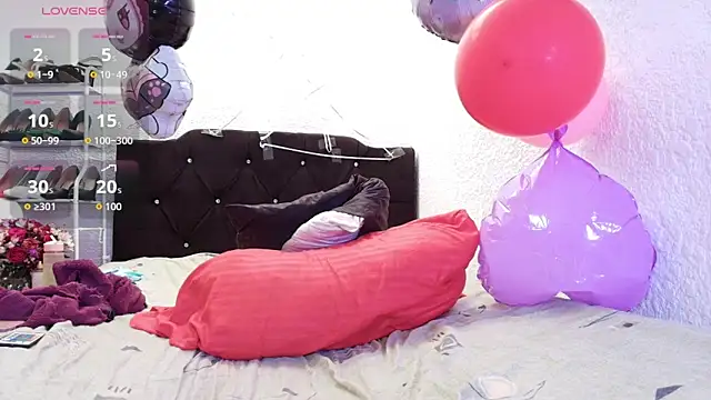 Snapshot of Isabelle_Sara chatting on 03-03-26, 07:53 Isabelle Sara online show from 03-03-26, 07:53