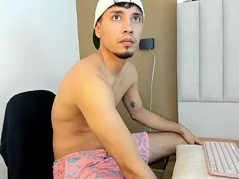 Snapshot of Noah_Smith01 chatting on 02-24-26, 11:14 Noah Smith01 online show from 02-24-26, 11:14