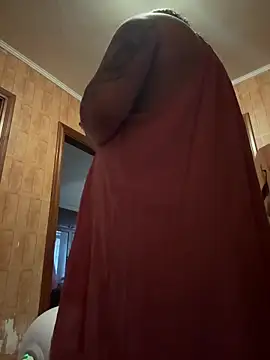 Snapshot of Naughtgirl_2026 chatting on 02-21-26, 12:28 Naughtgirl 2026 online show from 02-21-26, 12:28