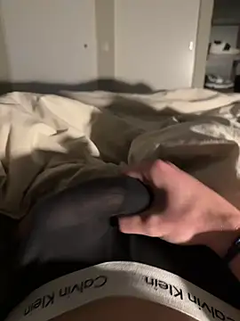 Snapshot of Robertocavall chatting on 02-08-26, 08:40 Robertocavall online show from 02-08-26, 08:40