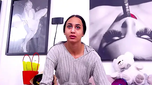 Snapshot of LexiPlay chatting on 03-03-26, 05:02 LexiPlay online show from 03-03-26, 05:02