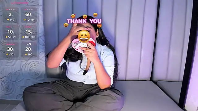 Snapshot of Lya_dubois_ chatting on 02-20-26, 01:33 Lya dubois online show from 02-20-26, 01:33