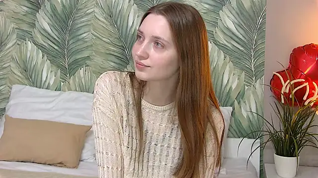 Snapshot of EmmaSagge chatting on 02-10-26, 07:01 EmmaSagge online show from 02-10-26, 07:01