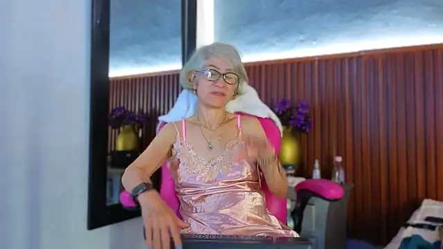 miss monserrate01 online show from 03-04-26, 01:17