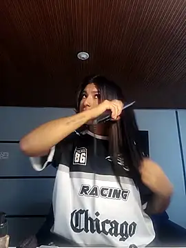 MeelFox online show from 03-04-26, 12:22