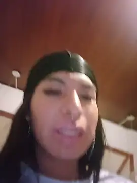 Snapshot of MeelFox chatting on 05-15-26, 11:12 MeelFox online show from 05-15-26, 11:12