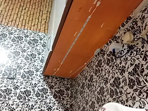 Snapshot of lovebaby69 chatting on 02-07-26, 10:57 lovebaby69 online show from 02-07-26, 10:57