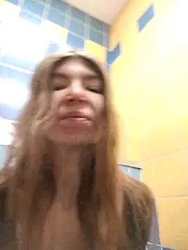 Bubble Chloe online show from 02-26-26, 02:49