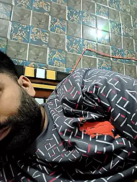 MrCurioX online show from 04-11-26, 02:32