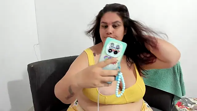 Snapshot of OSITA_1992 chatting on 02-23-26, 04:04 OSITA 1992 online show from 02-23-26, 04:04