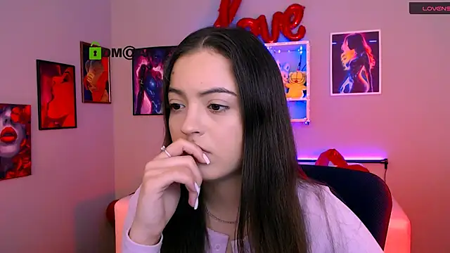 Snapshot of jennifer_sheil chatting on 03-03-26, 10:21 jennifer sheil online show from 03-03-26, 10:21