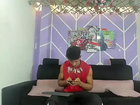 Yoel hot2004 online show from 04-03-26, 07:34